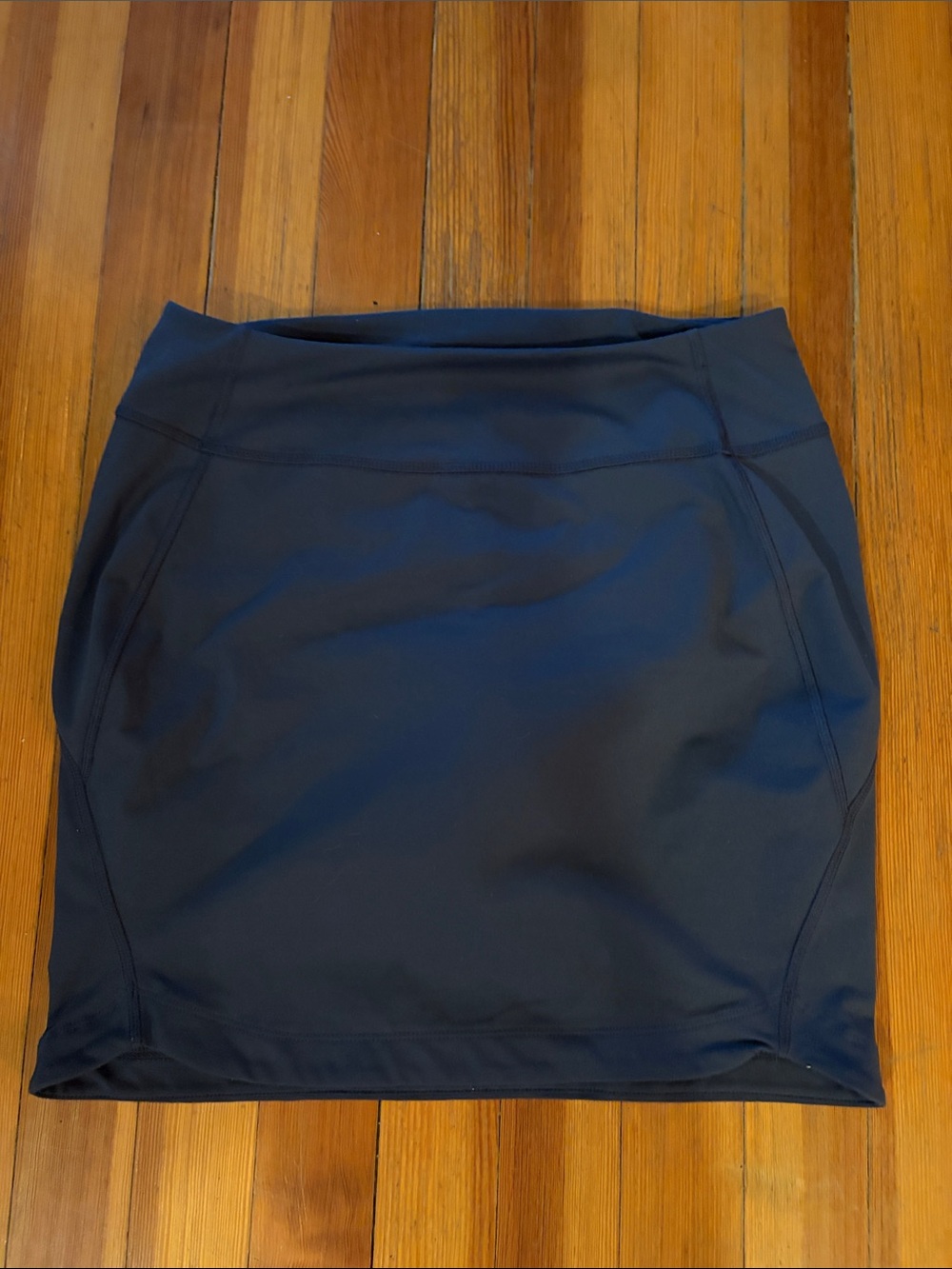 Women's Navy Active Skort with Streamlined Fit